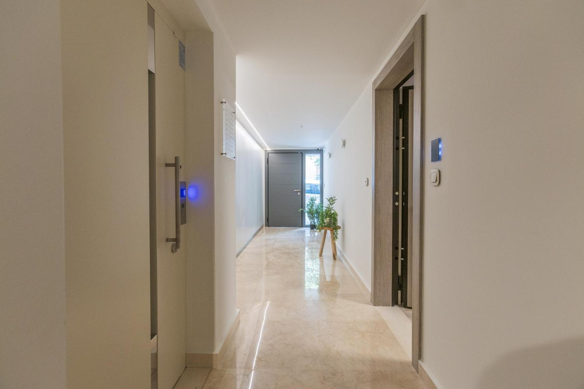 Apartment The Mediterranean Piraeus