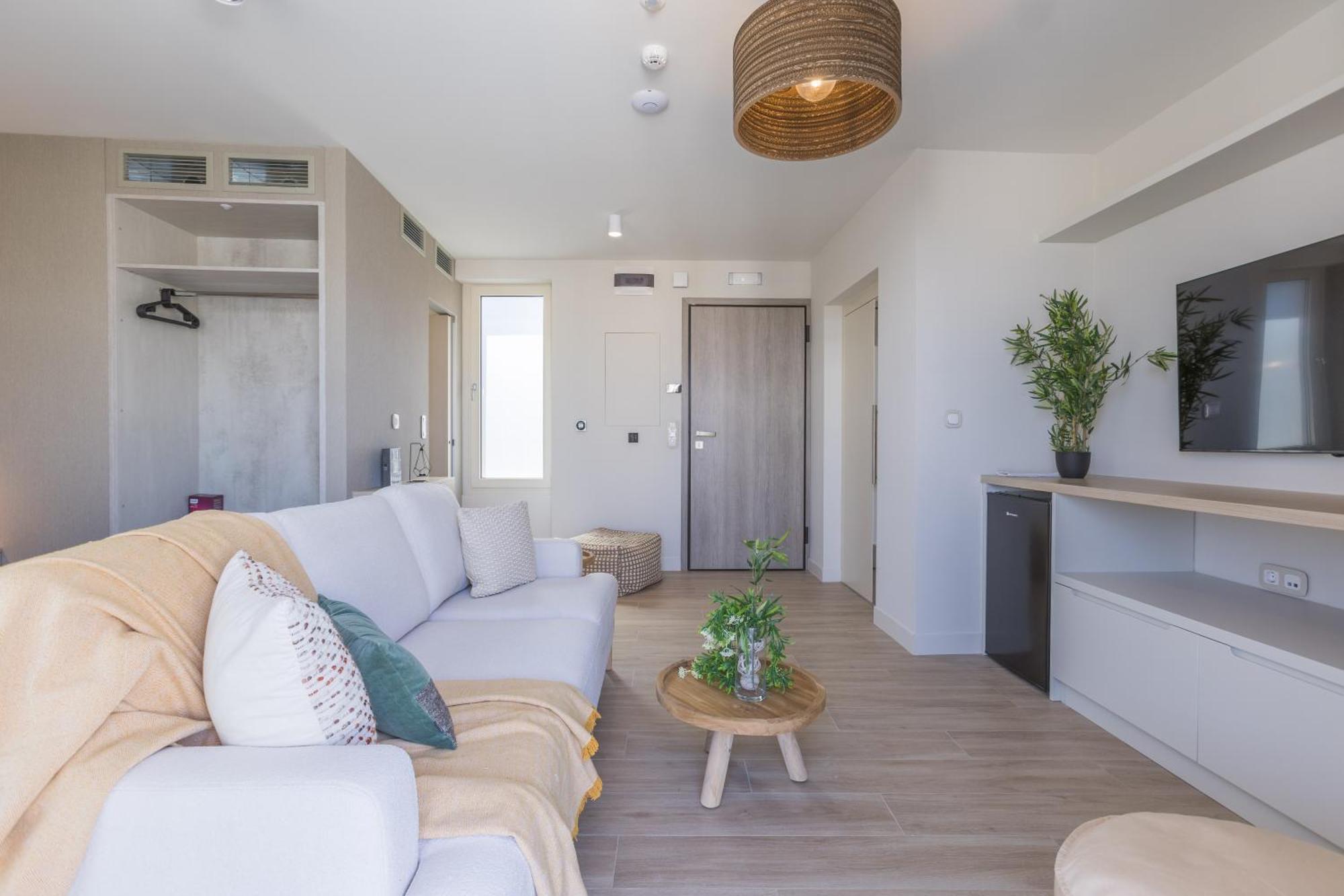 The Mediterranean Apartment *