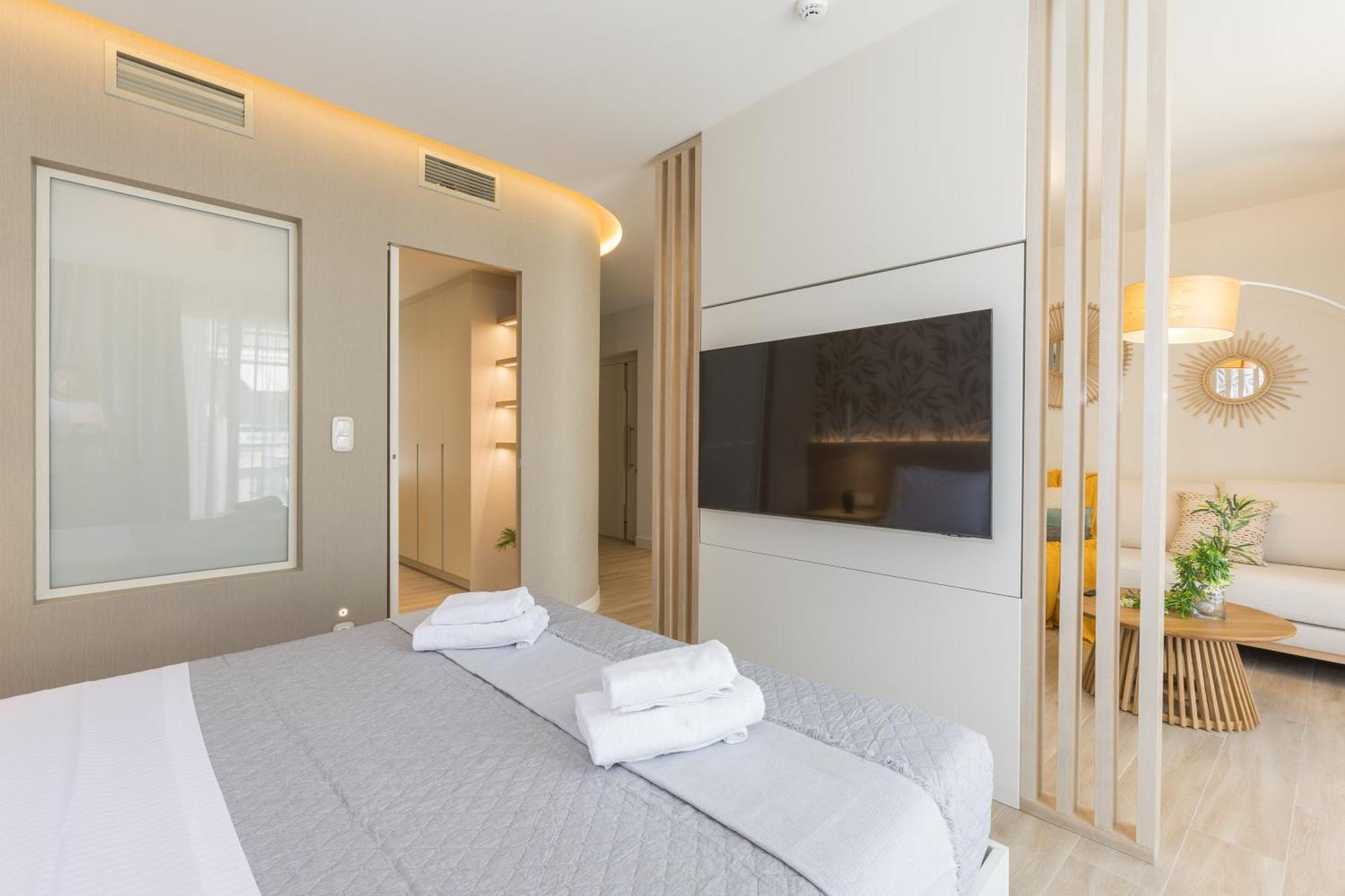 Apartment The Mediterranean Piraeus